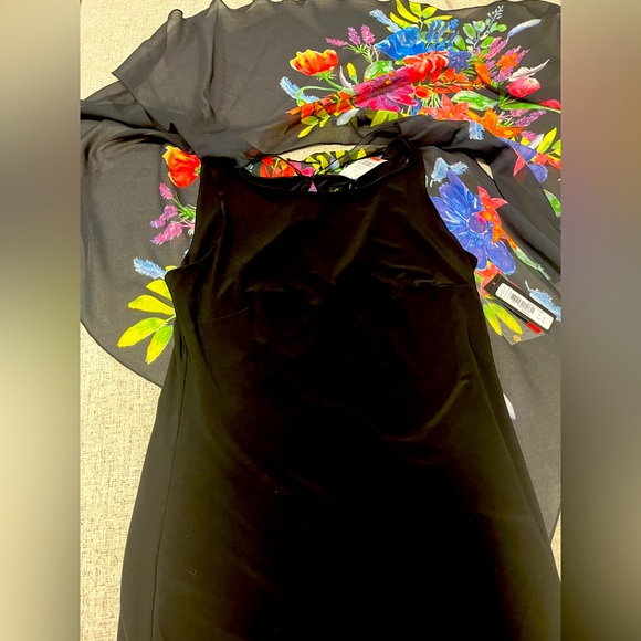 Lovely Brand New Cartise Dress with poncho layer - Picture 3 of 6